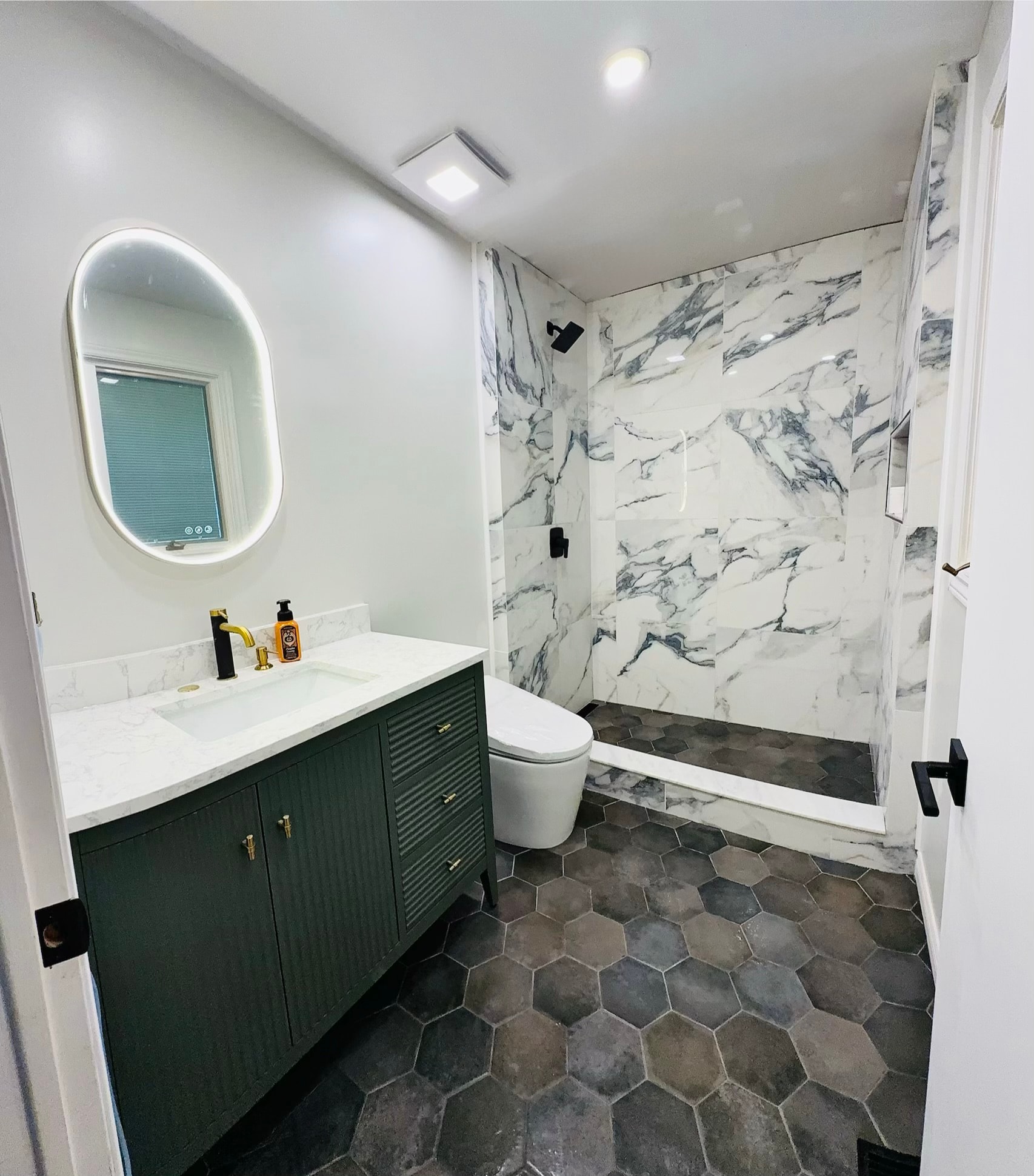 Ensuite Walk-in Shower